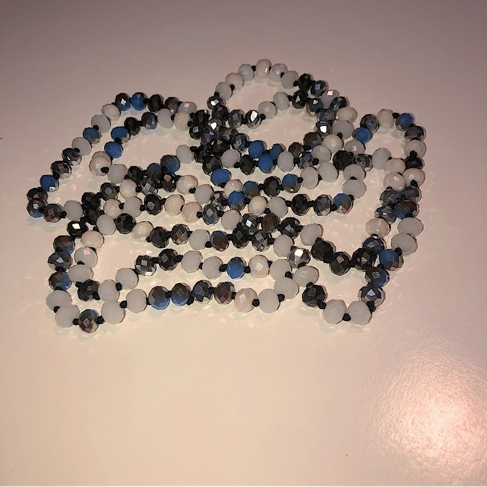 FACETED Multicolour Crystal Knotted Beaded Necklace Black Blue White 54” Endless